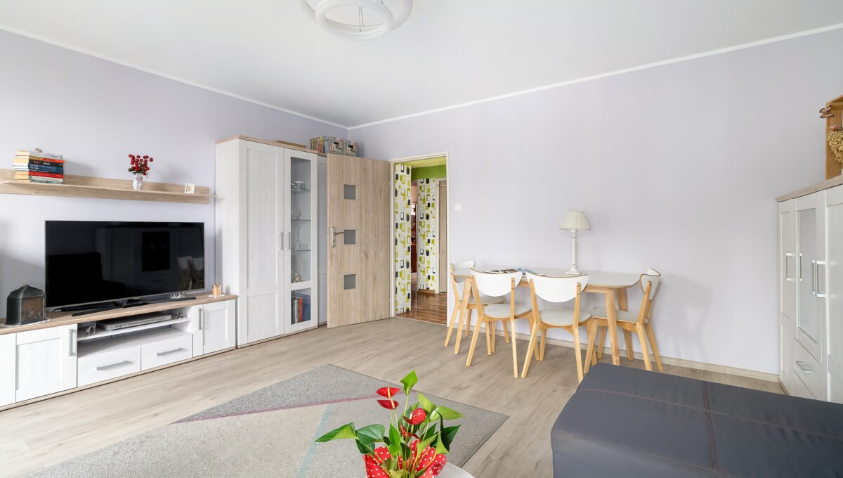 03-Jagielly-9A-lok-8