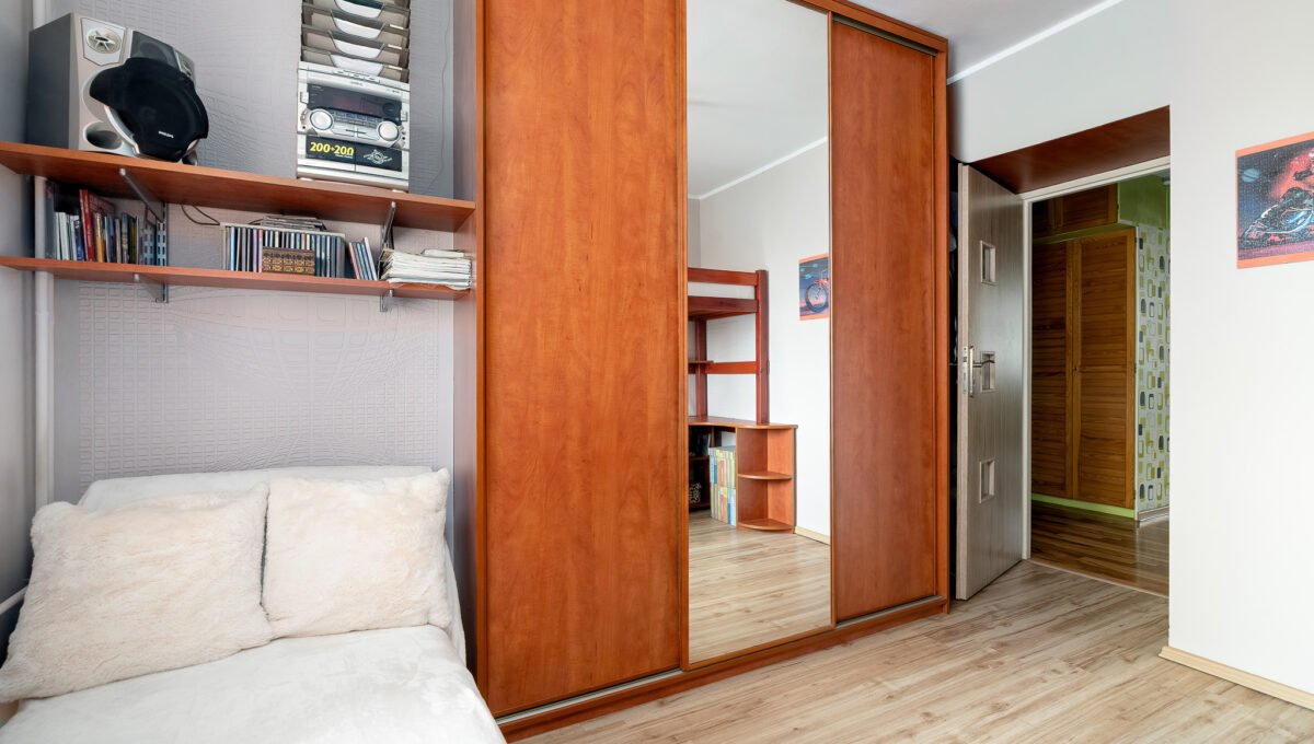 13-Jagielly-9A-lok-8